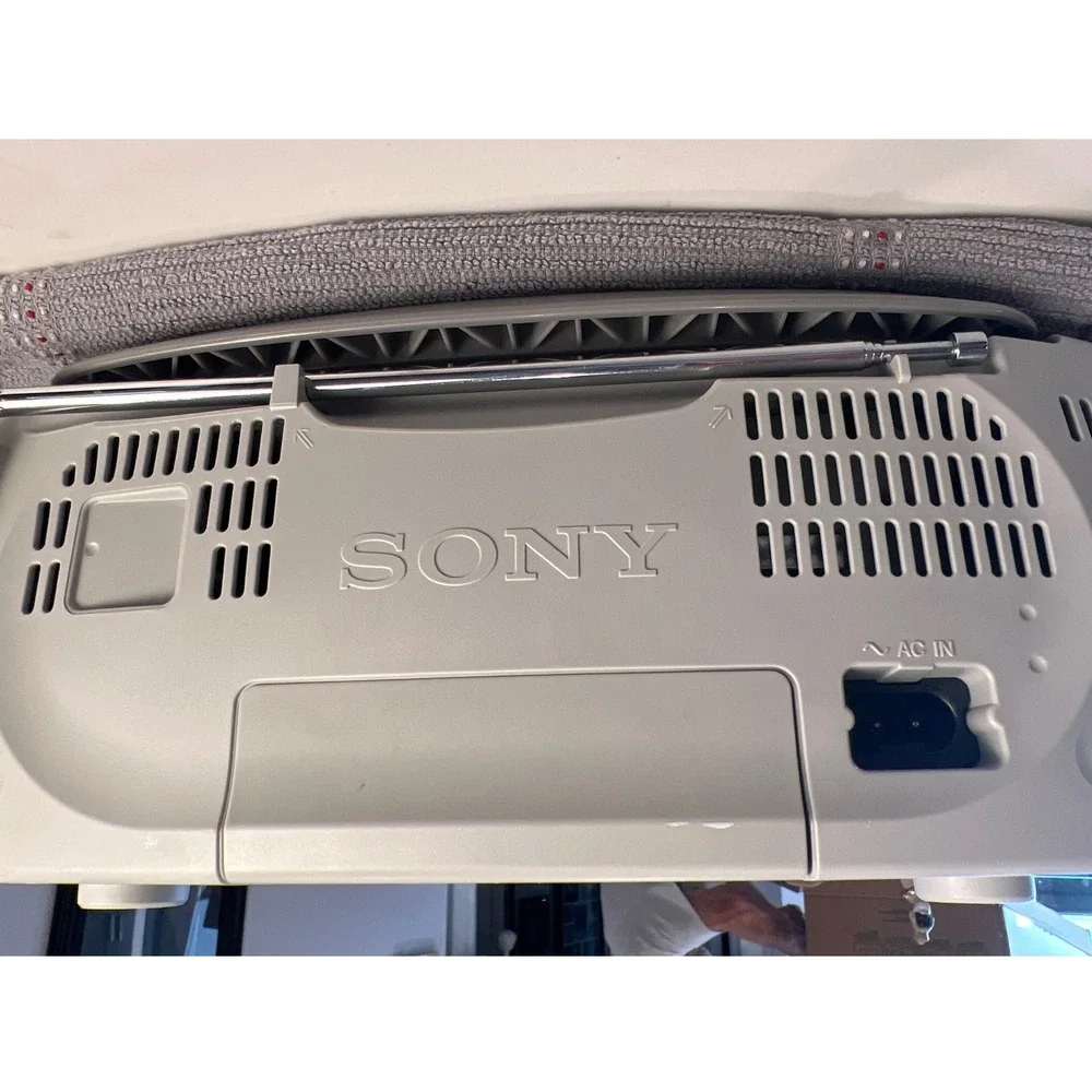 Sony CFD-S01 CD Cassette Boombox AM FM Radio CD-R/RW Mega Bass Tested Works
